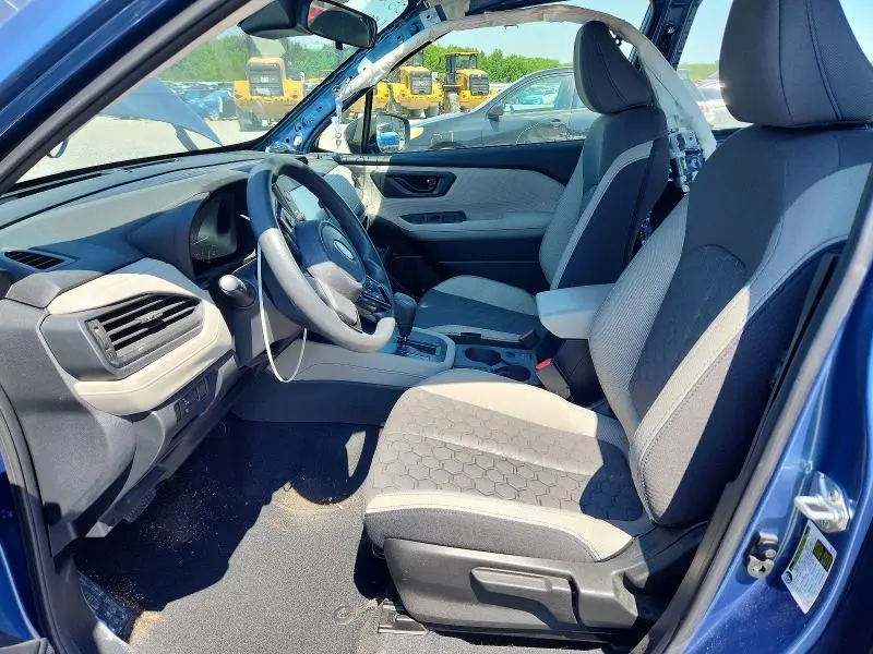 2025 SUBARU FORESTER   