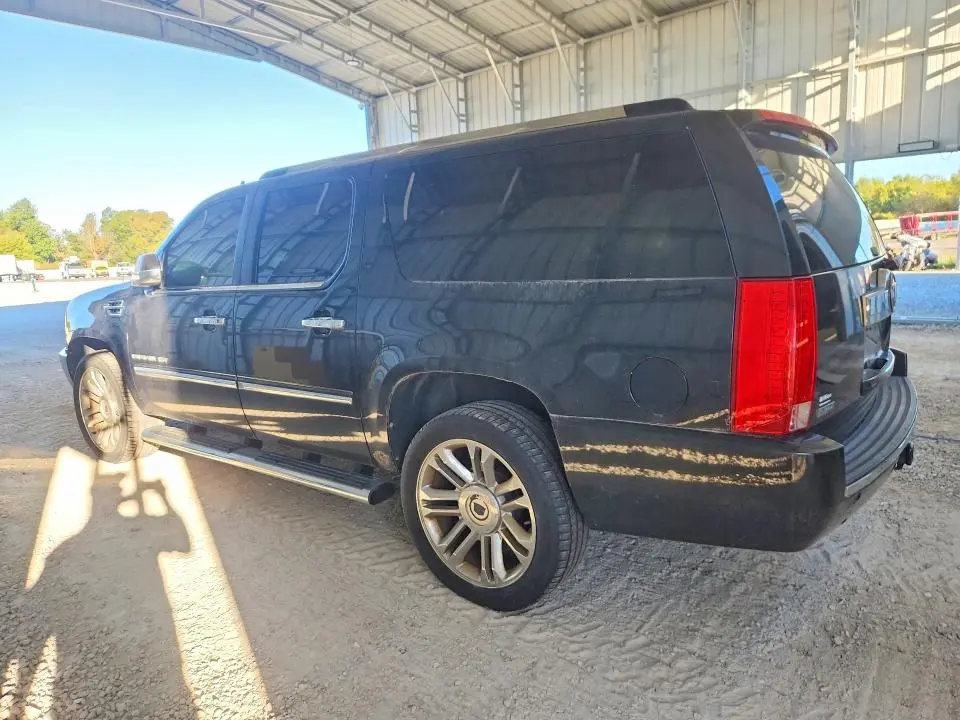 2011 CADILLAC ESCALADE ESV PREMIUM  