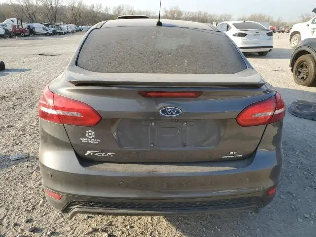 2016 FORD FOCUS SE  
