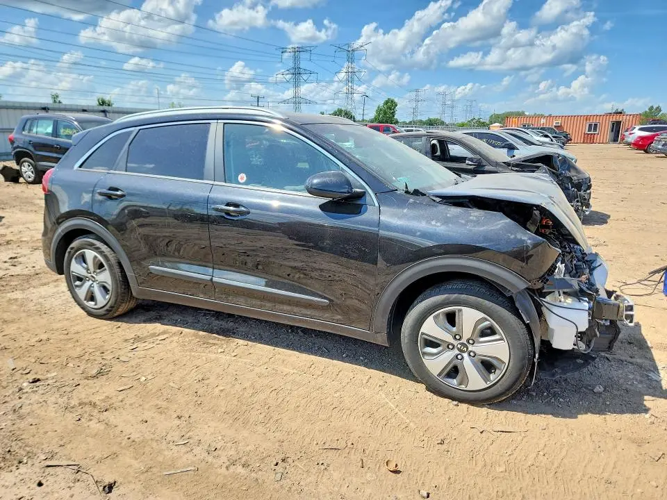 2019 KIA NIRO LX  