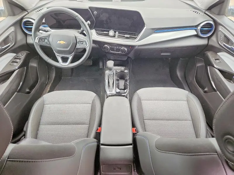2025 CHEVROLET TRAX 1LT  