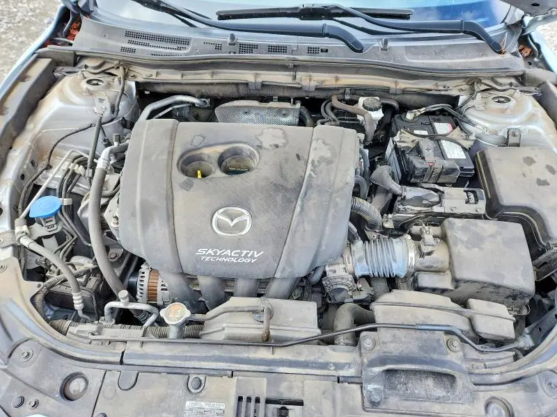 2018 MAZDA 3 TOURING  