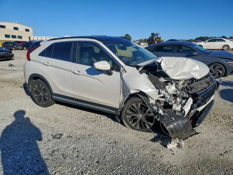 2018 MITSUBISHI ECLIPSE CROSS SE  