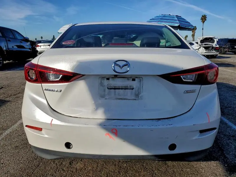 2017 MAZDA 3 TOURING  