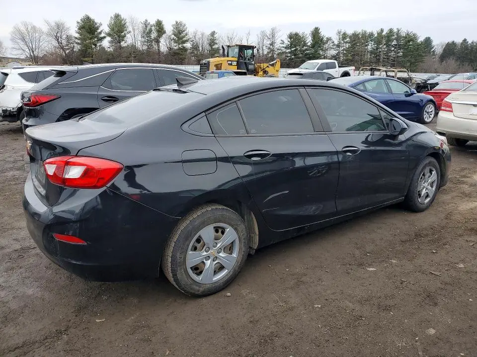 2018 CHEVROLET CRUZE LS  