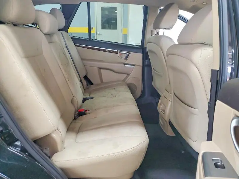 2012 HYUNDAI SANTA FE GLS  