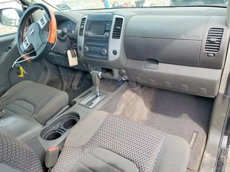 2015 NISSAN FRONTIER SV V6  