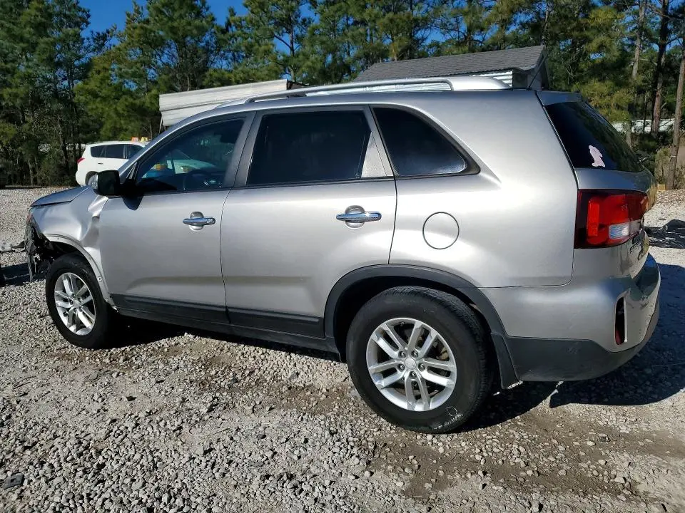 2015 KIA SORENTO LX  