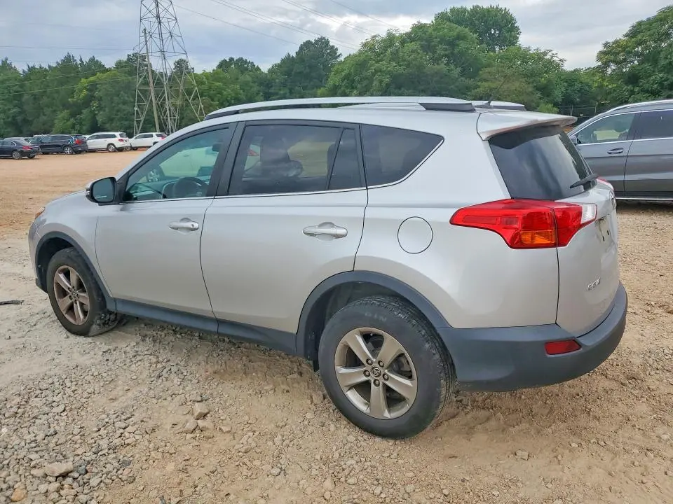 2015 TOYOTA RAV4 XLE  