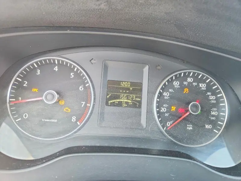 2014 VOLKSWAGEN JETTA SE  