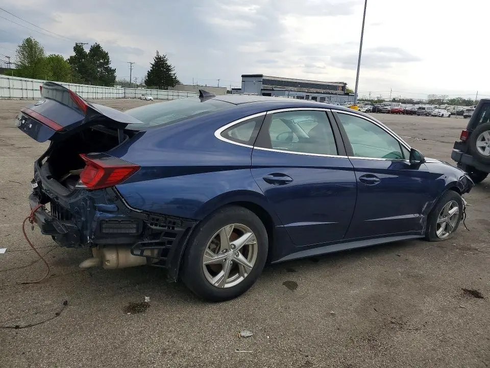 2021 HYUNDAI SONATA SE  