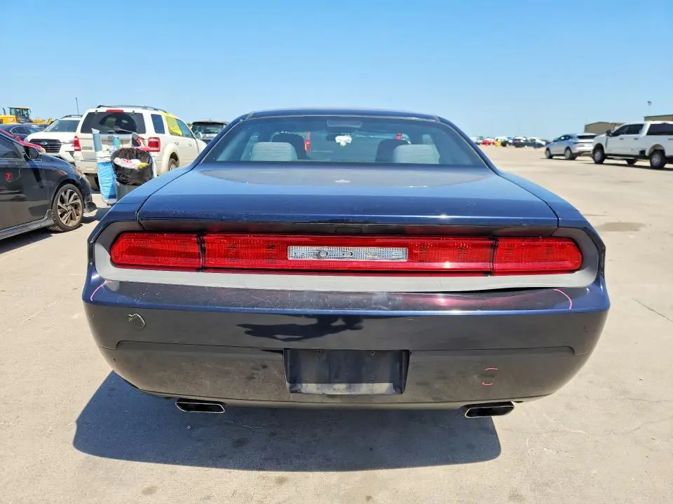 2012 DODGE CHALLENGER SXT  