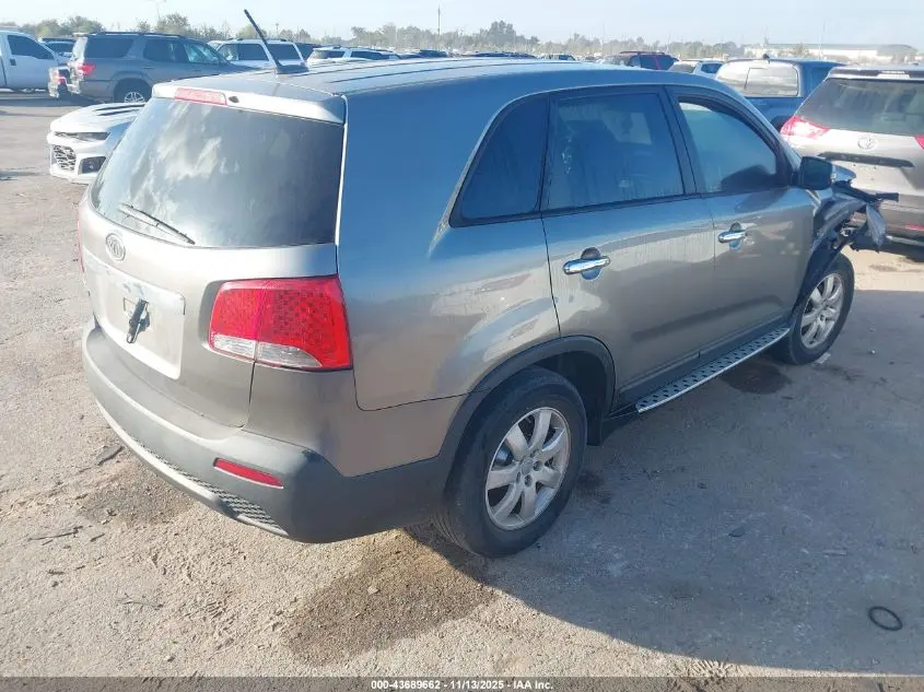 2012 KIA SORENTO LX