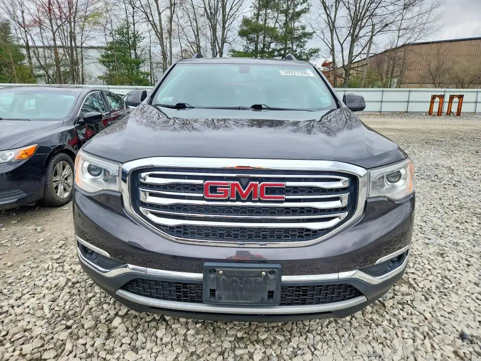 2017 GMC ACADIA SLT-1  