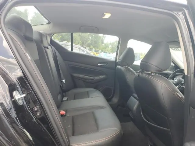 2022 NISSAN ALTIMA SR  
