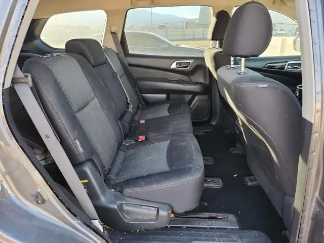 2019 NISSAN PATHFINDER S  