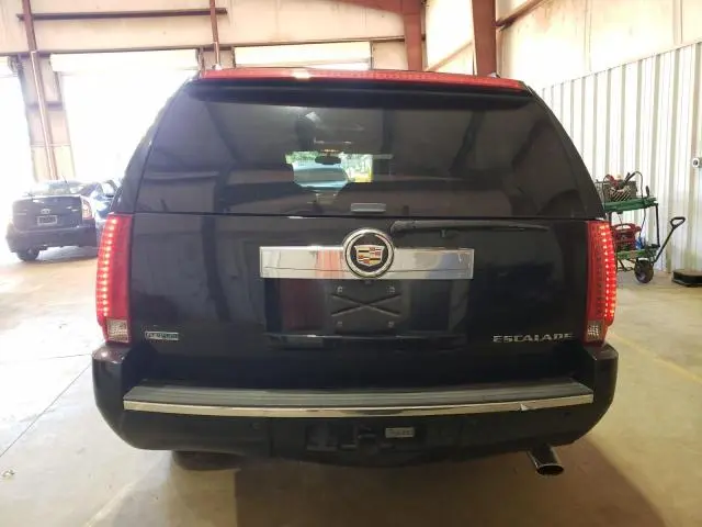2012 CADILLAC ESCALADE ESV LUXURY  