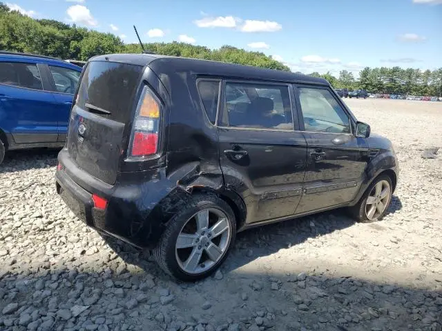 2011 KIA SOUL +  