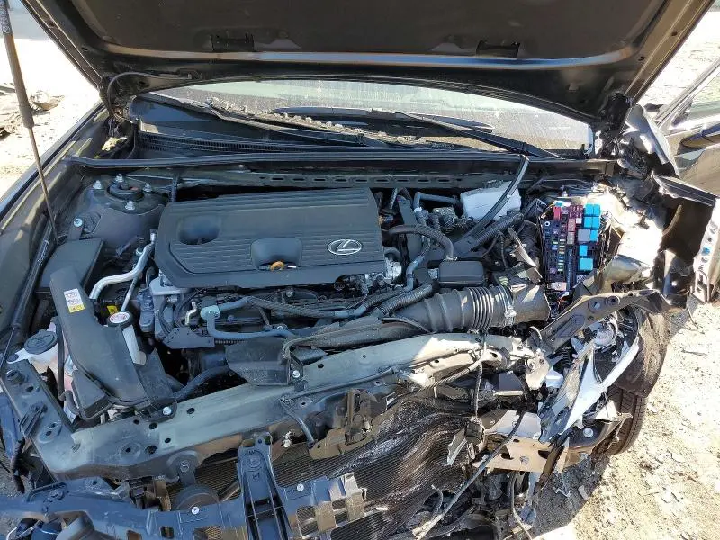 2025 LEXUS ES 300H BASE  