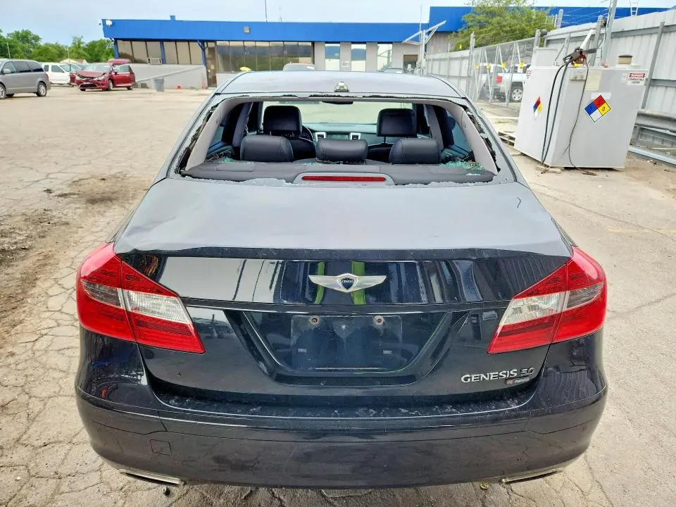 2013 HYUNDAI GENESIS 5.0L  