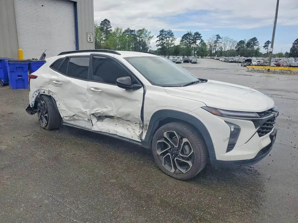 2025 CHEVROLET TRAX 2RS  