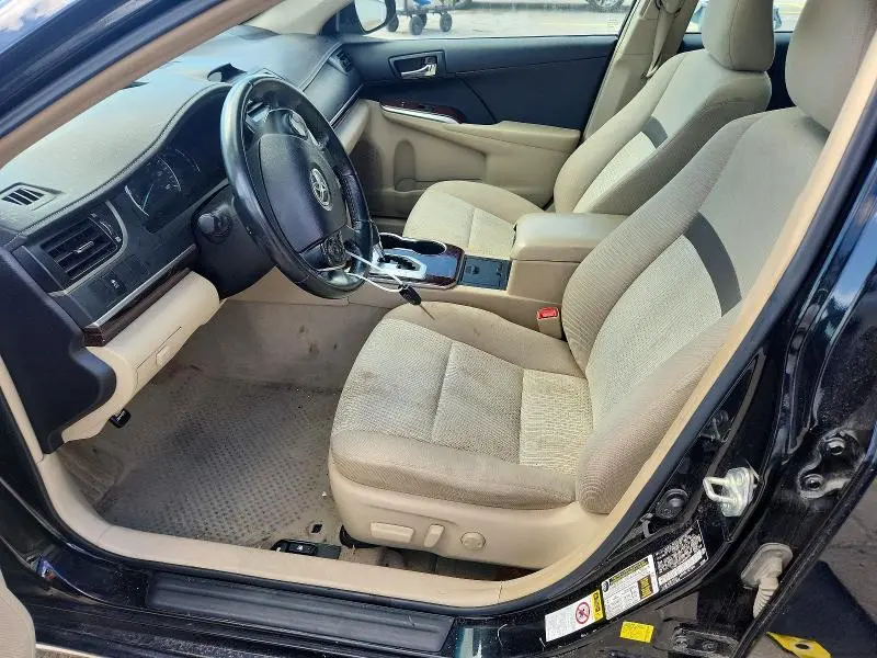2014 TOYOTA CAMRY XLE  