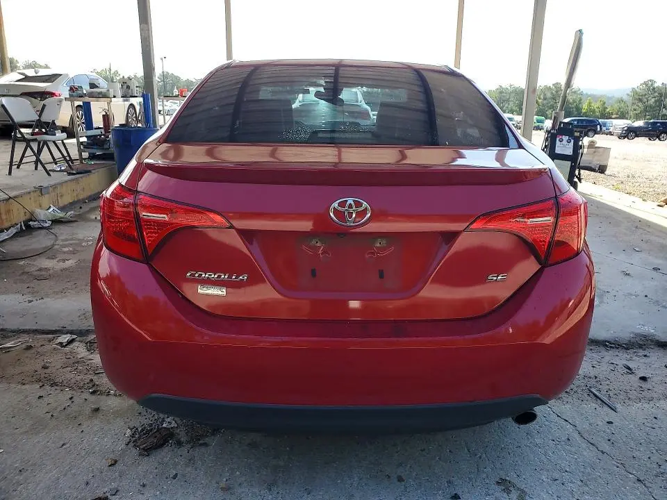 2018 TOYOTA COROLLA SE  