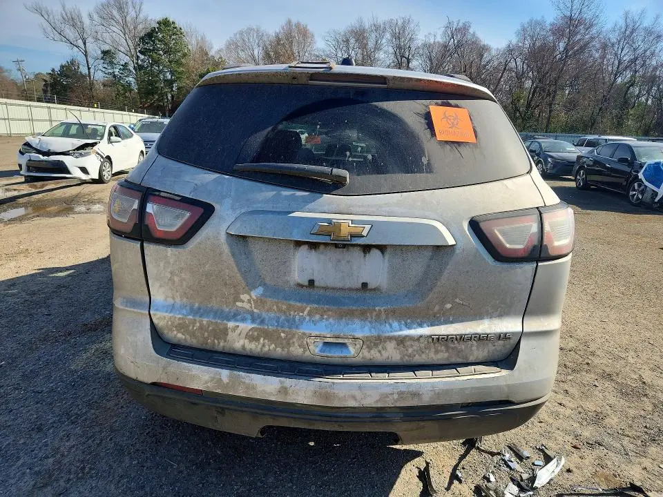 2016 CHEVROLET TRAVERSE LS  
