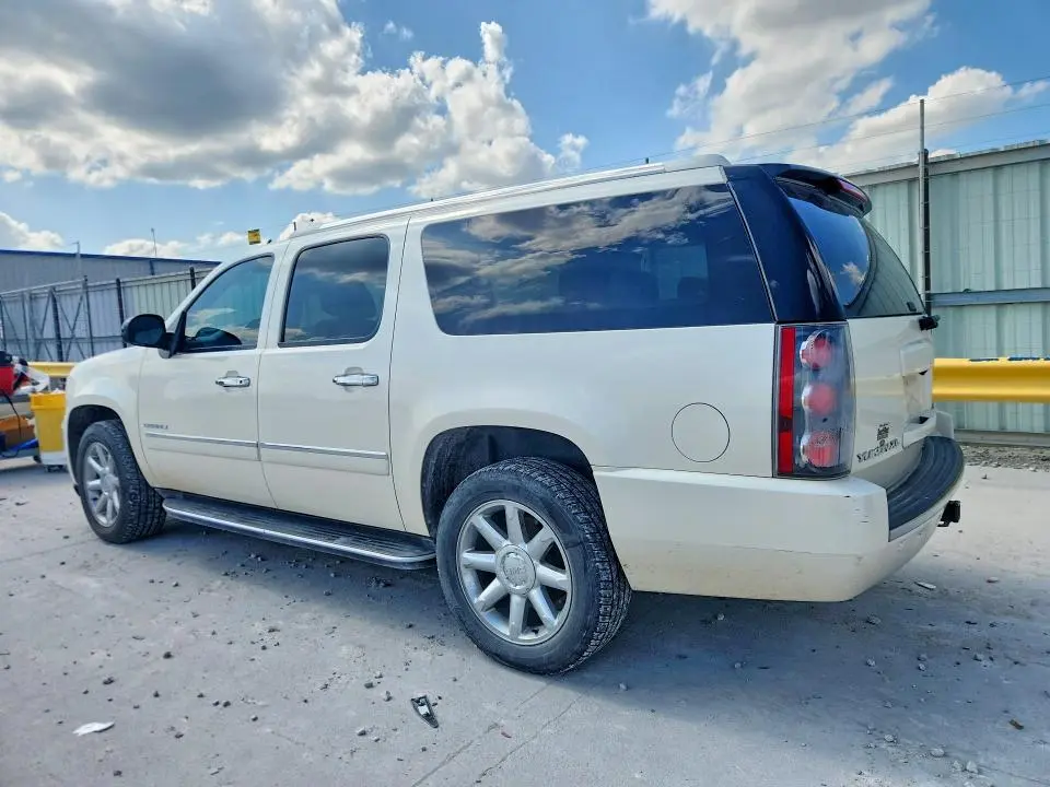 2013 GMC YUKON XL DENALI  