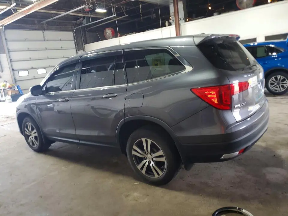 2017 HONDA PILOT EX  