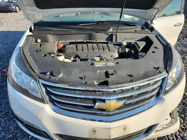 2015 CHEVROLET TRAVERSE LT  
