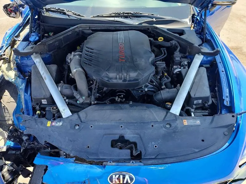2020 KIA STINGER GT1  