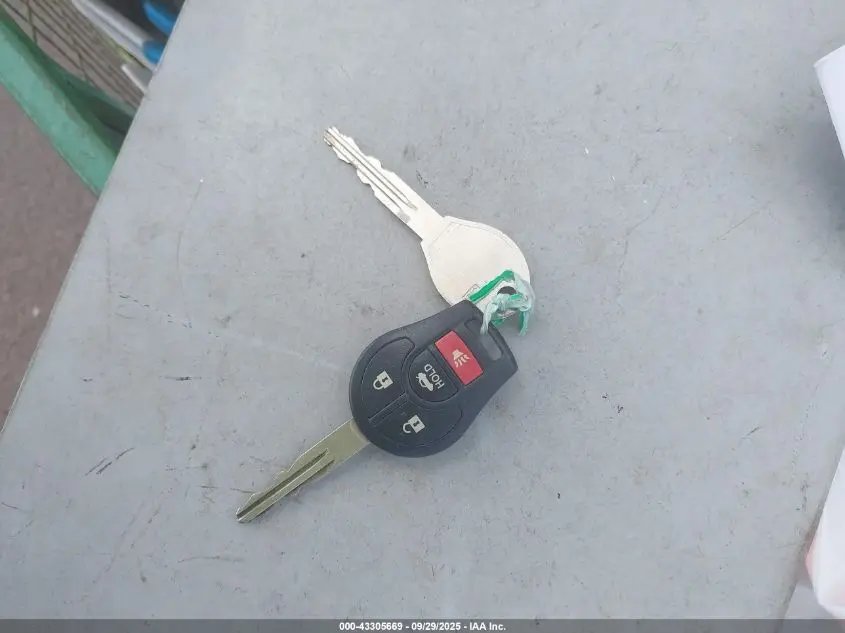 2014 NISSAN VERSA 1.6 SV