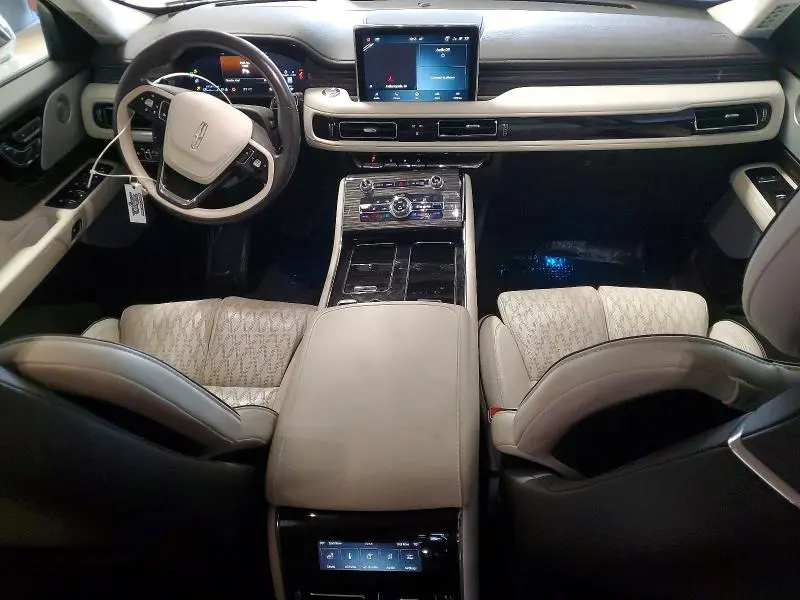 2022 LINCOLN AVIATOR BLACK LABEL  