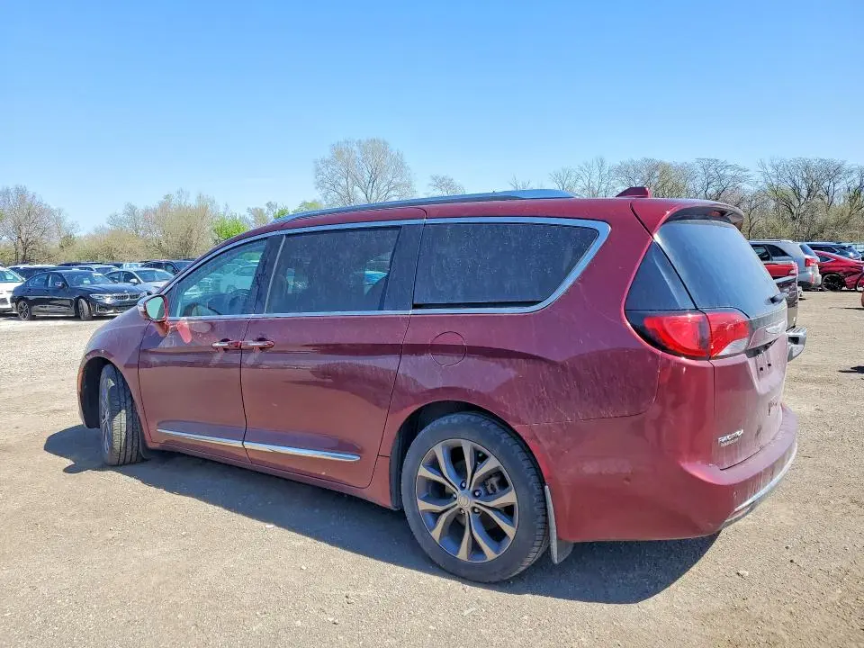 2019 CHRYSLER PACIFICA LIMITED  