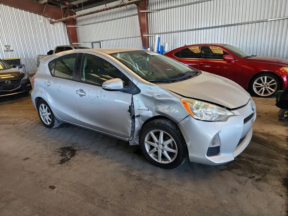 2013 TOYOTA PRIUS C THREE  