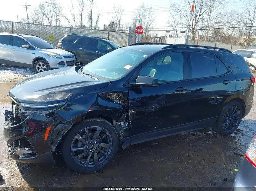2023 CHEVROLET EQUINOX FWD RS