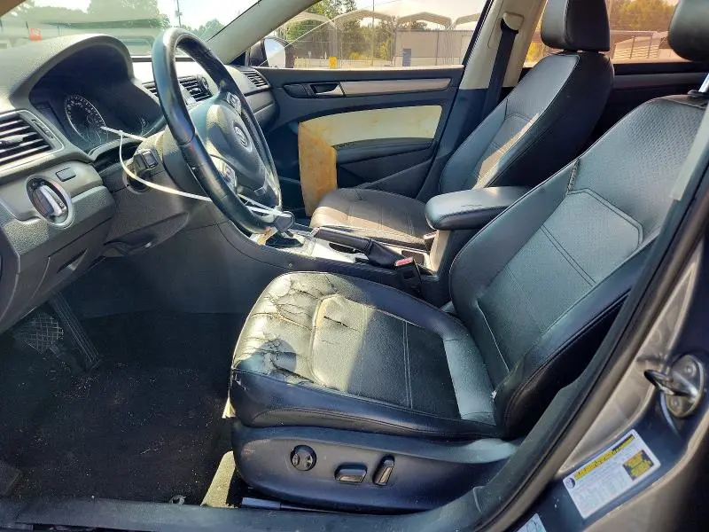 2014 VOLKSWAGEN PASSAT SE  