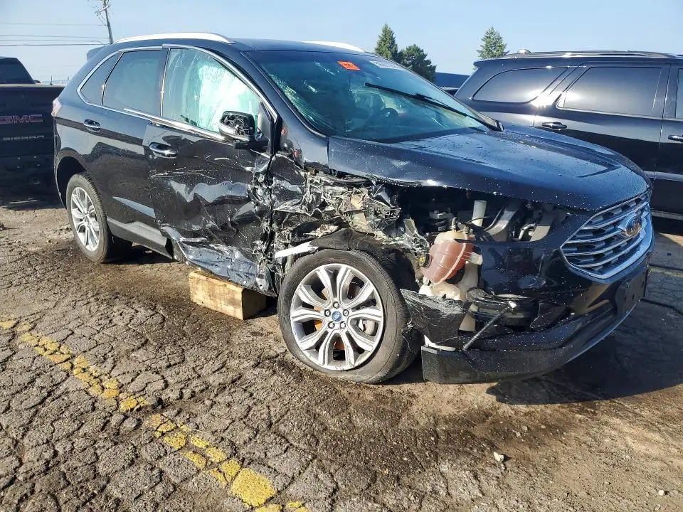 2019 FORD EDGE TITANIUM  