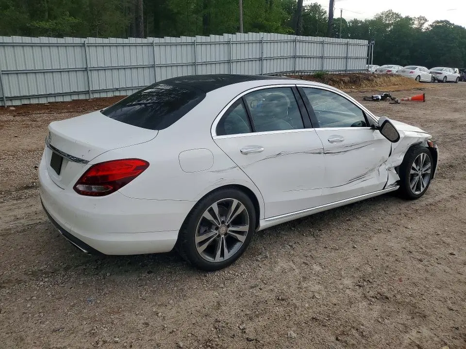 2016 MERCEDES-BENZ C 300  