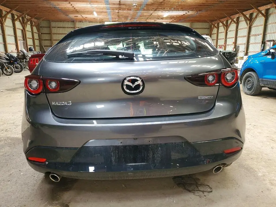 2025 MAZDA 3 PREFERRED  
