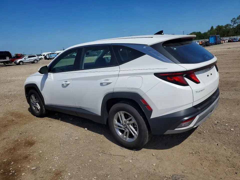 2025 HYUNDAI TUCSON SE  