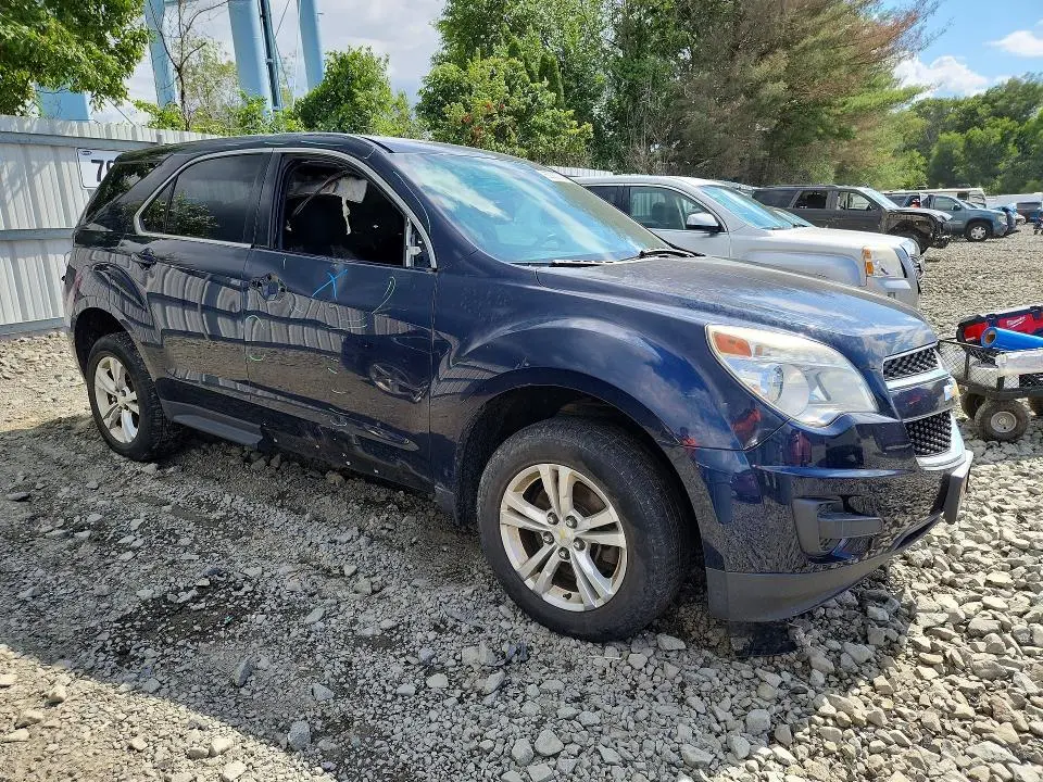 2015 CHEVROLET EQUINOX LT  