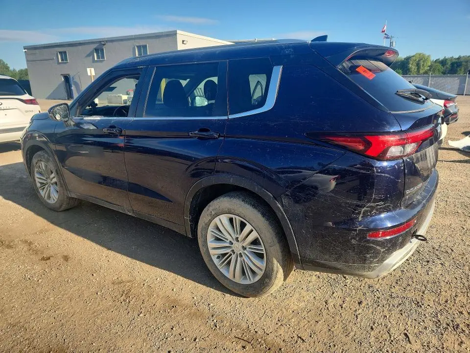 2022 MITSUBISHI OUTLANDER SE  