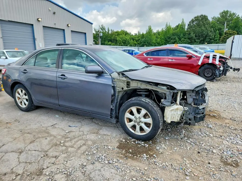 2011 TOYOTA CAMRY LE  