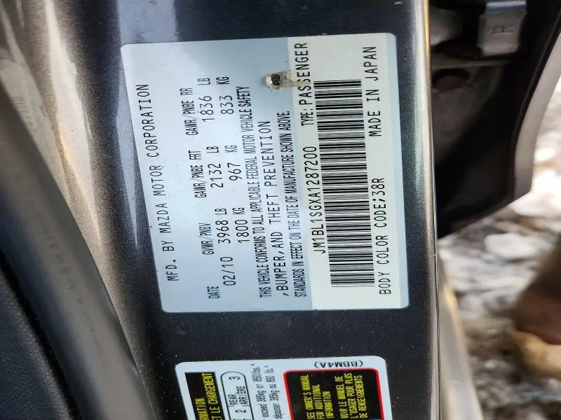 2010 MAZDA 3 I  