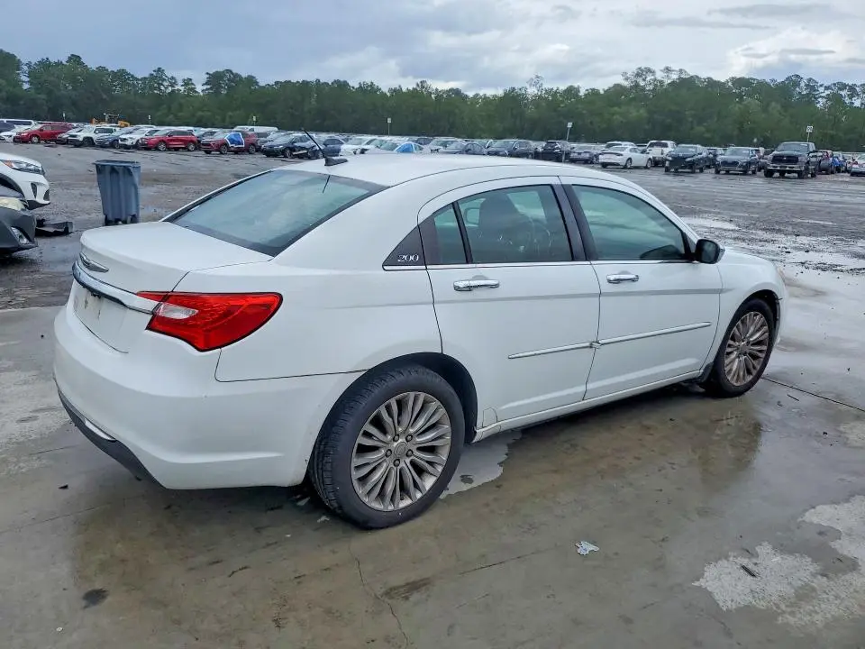 2012 CHRYSLER 200 LIMITED  