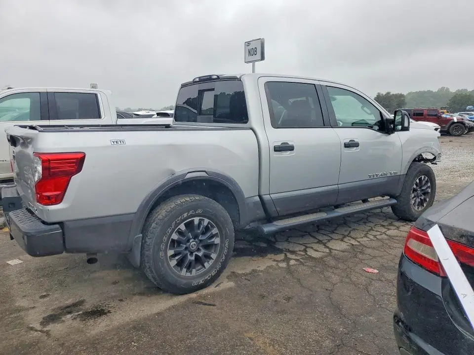 2018 NISSAN TITAN PRO-4X  