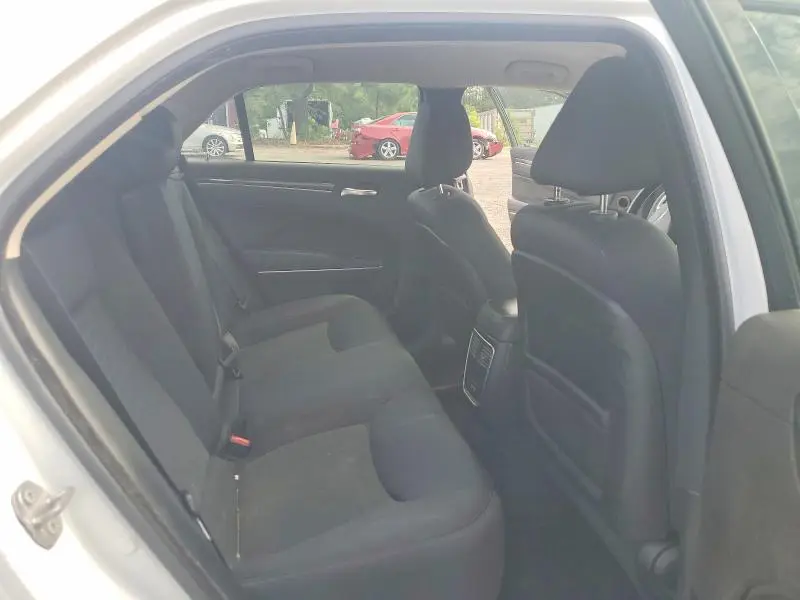 2018 CHRYSLER 300 TOURING  
