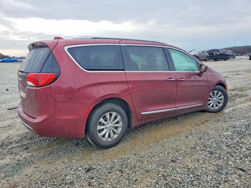 2018 CHRYSLER PACIFICA TOURING L PLUS  